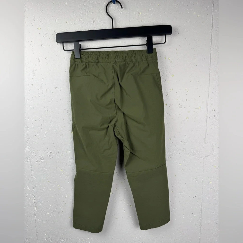 Gap Kids Boys Hybrid Pull-On Tapered Pants in Army Green Elasticized waist Sz XS